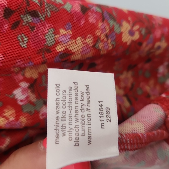 NWT Lane Bryant Floral V-Neck Blouse, Size 22/24, Peasant Style, Soft, Lined - Picture 4 of 6